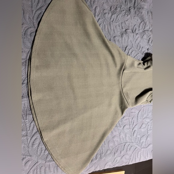 Army green herringbone pattern dress - Picture 3 of 7